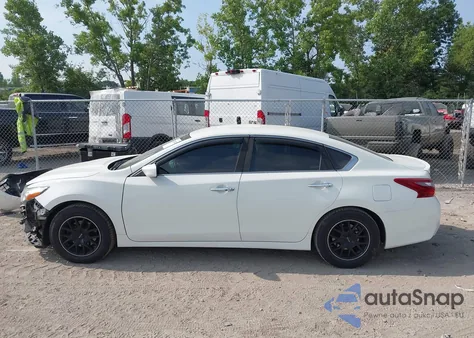 2018 Nissan Altima 2.5 S из США, поврежденный, VIN 1N4AL3AP3JC176894